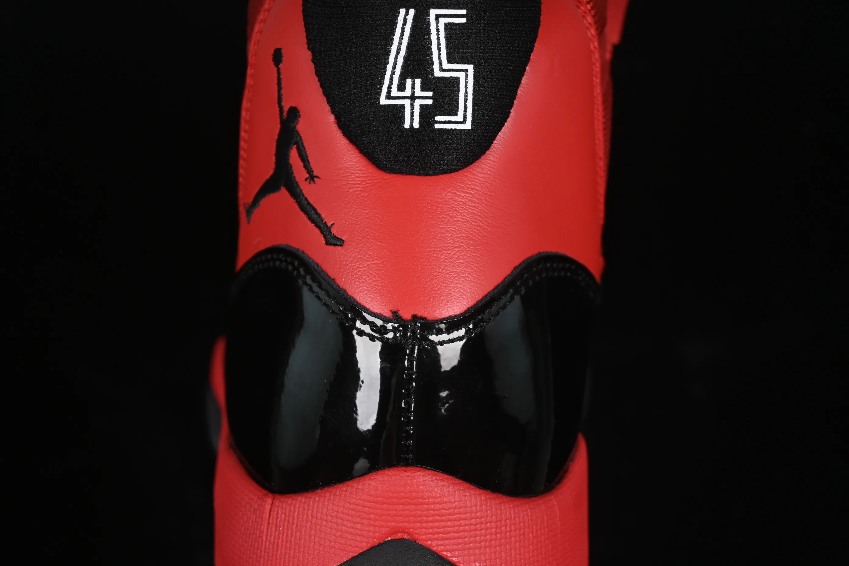 All categories Air Jordan Jordan series basketball shoes Air Jordan 11 Air Jordan 11 Retro AJ11 Joe 11 black and red high-top basketball shoes CT8012-600